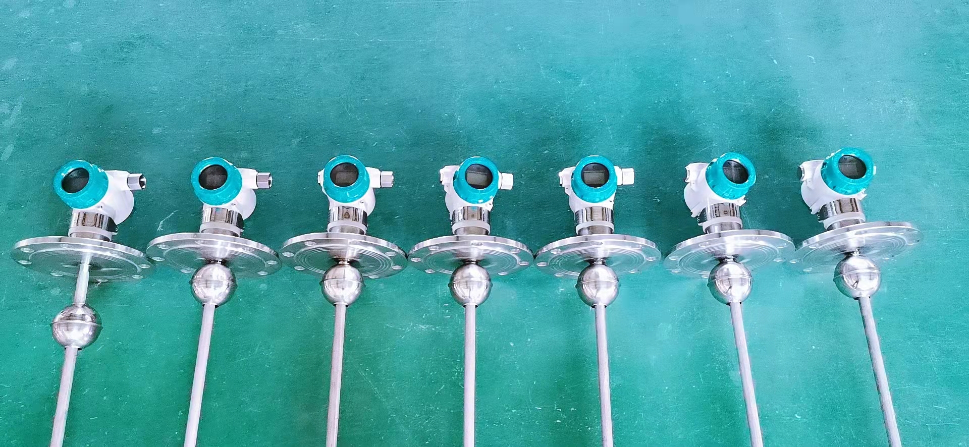 磁致伸縮液位計(jì)工作原理